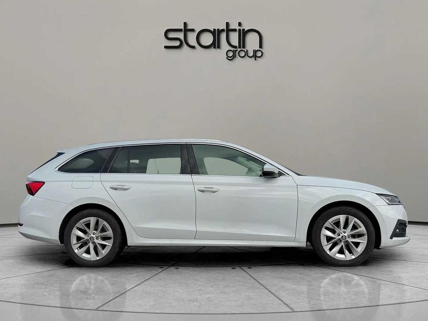 SKODA Octavia Estate 2.0TDI (150ps) SE L SCR DSG